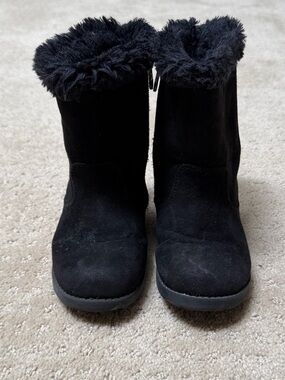 Cat & Jack Black Faux Fur Suede Kids Booties
